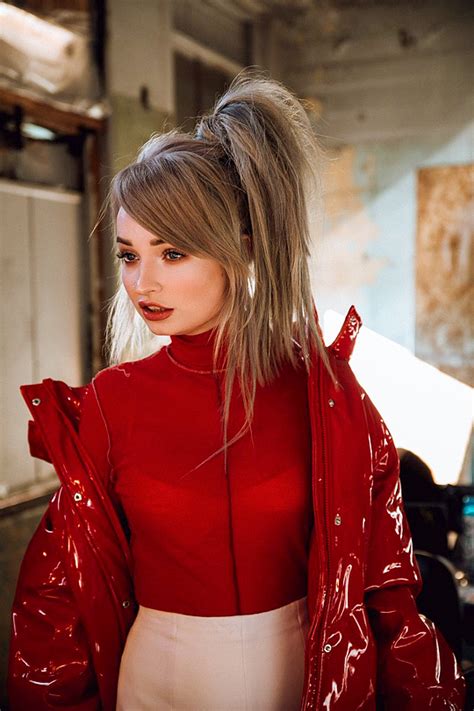 Kim Petras Sexy (52 Photos)